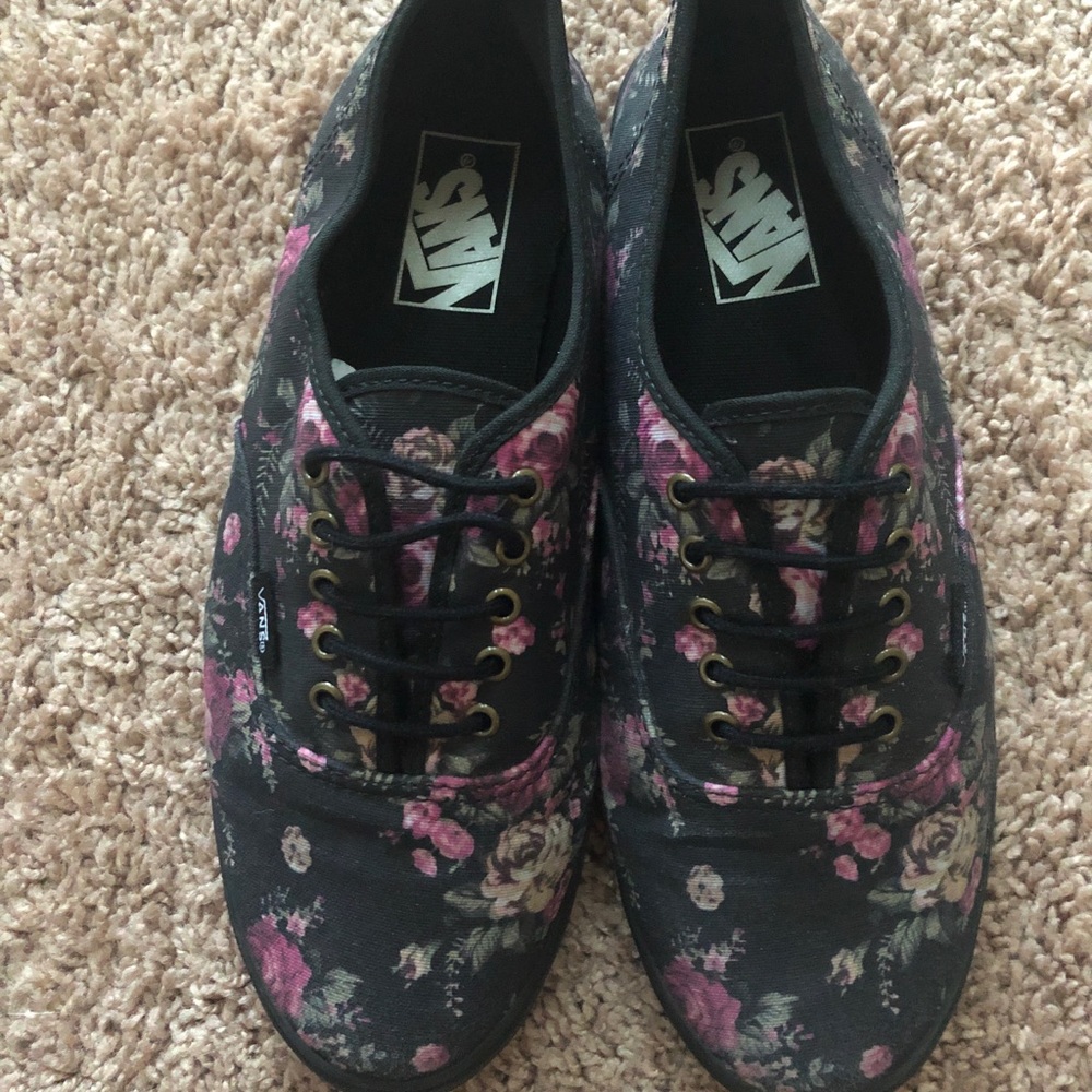 Women’s Floral vans size 8 W, 6.5 M